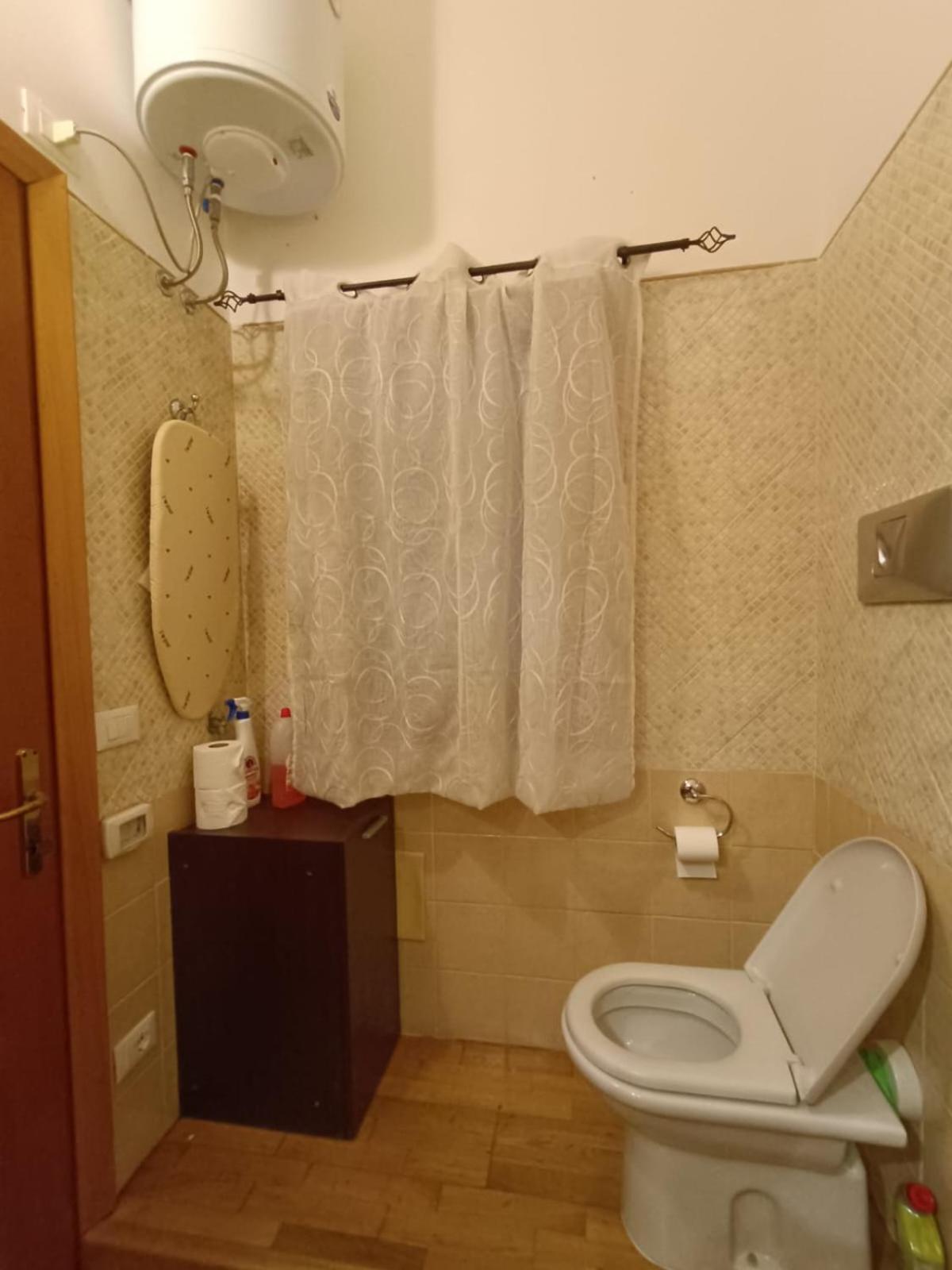 Castello Camera Privata, Nell'Appartamento Condiviso Cagliari Eksteriør billede